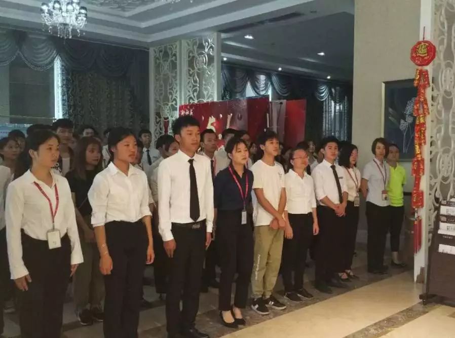 �������ģ���������Է����磬����Ⱥ�Ǵ��켯��ţ�